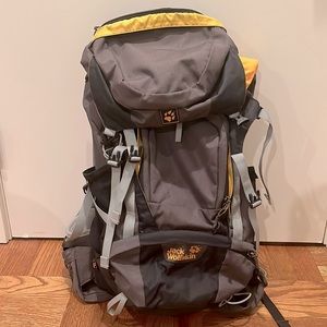 Jack wolfskin hiking backpack